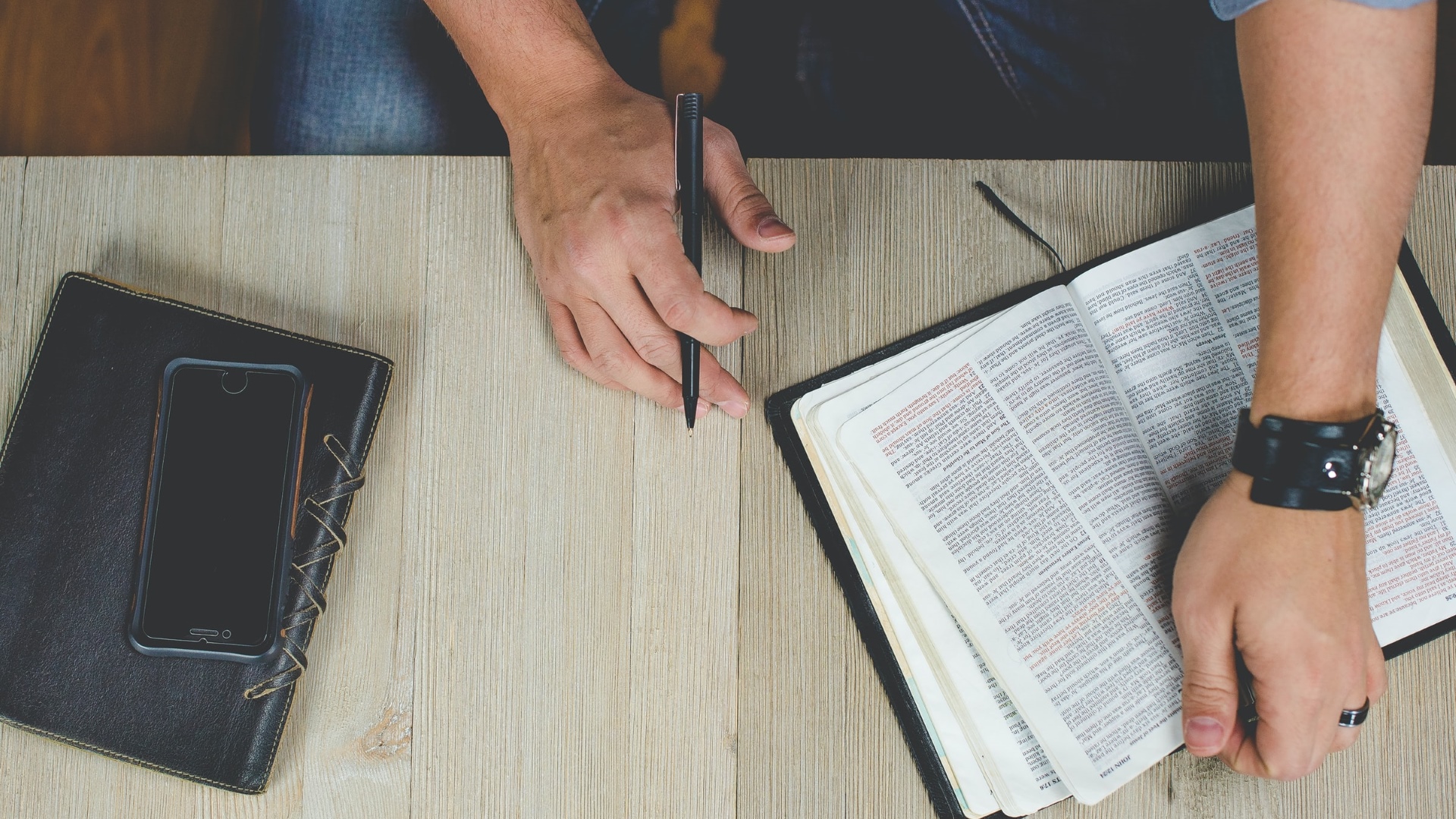 Cómo el protagonismo de Cristo transforma nuestra lectura de la Biblia